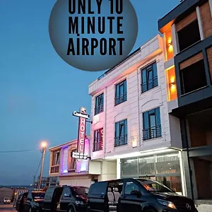 فندق Continental Airport