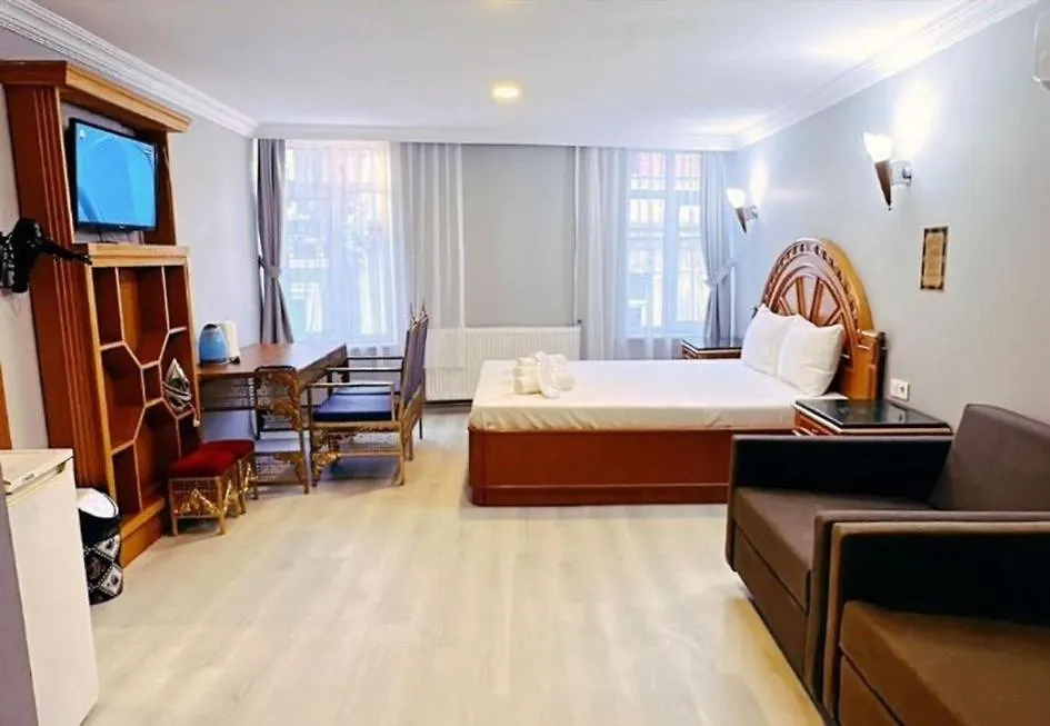 Magnolia Tour Company Hotel Istanbul 3*,