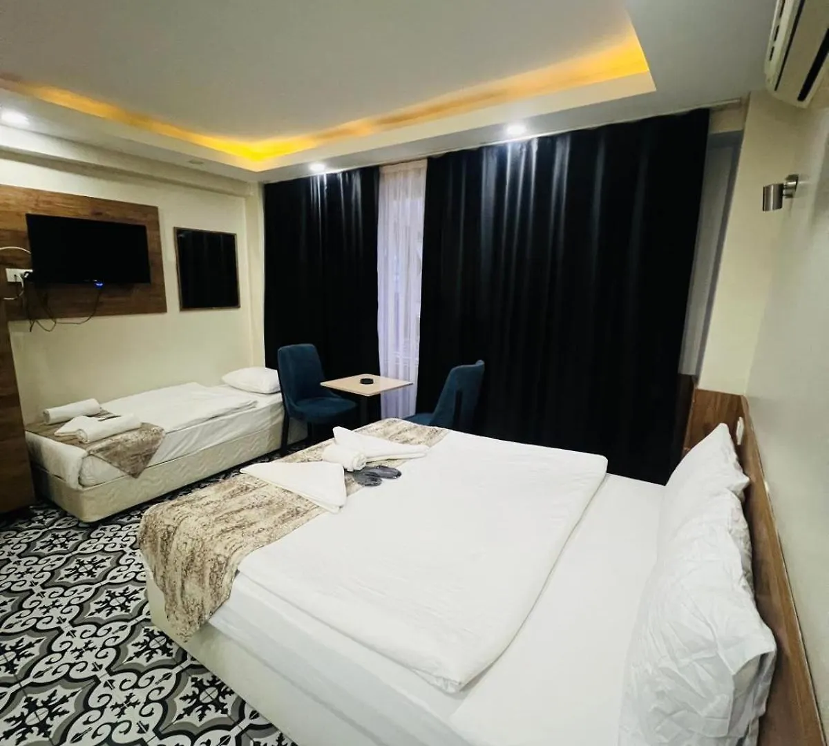 Magnolia Tour Company Hotel Istanbul 3*,